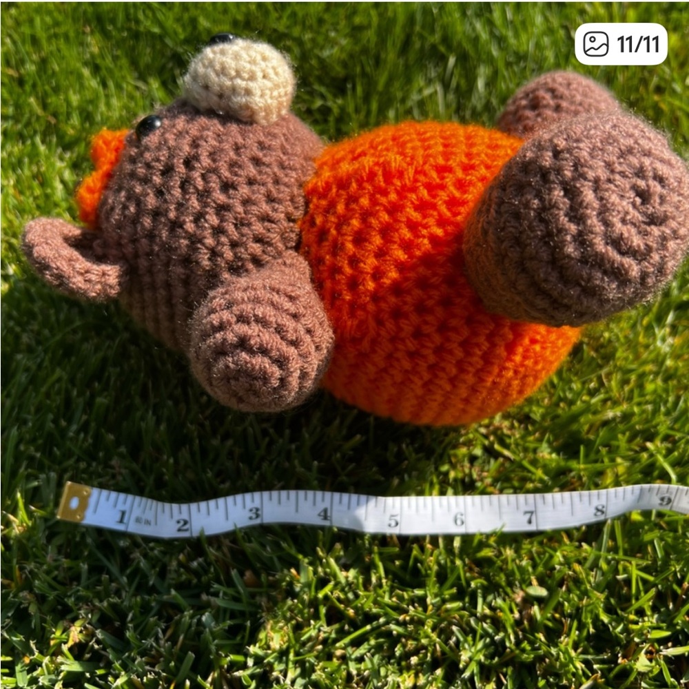 Hand Crocheted Spooktober Halloween Decor Bundle! - Picture 15 of 17